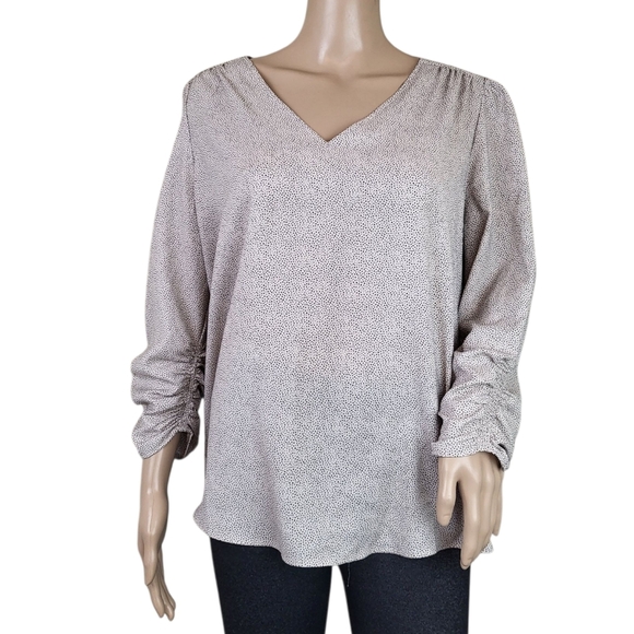 Maison D' Amelie Large Beige Micro-Dot V-Neck Blouse - Ruched Sleeve - Picture 1 of 3